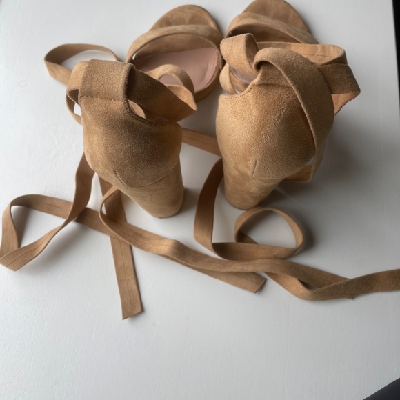 Chunky Ankle Strappy Lace Up High Heels - Picture 6 of 7